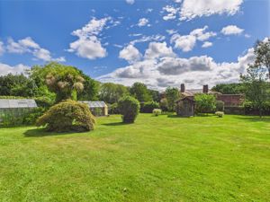 Gardens- click for photo gallery